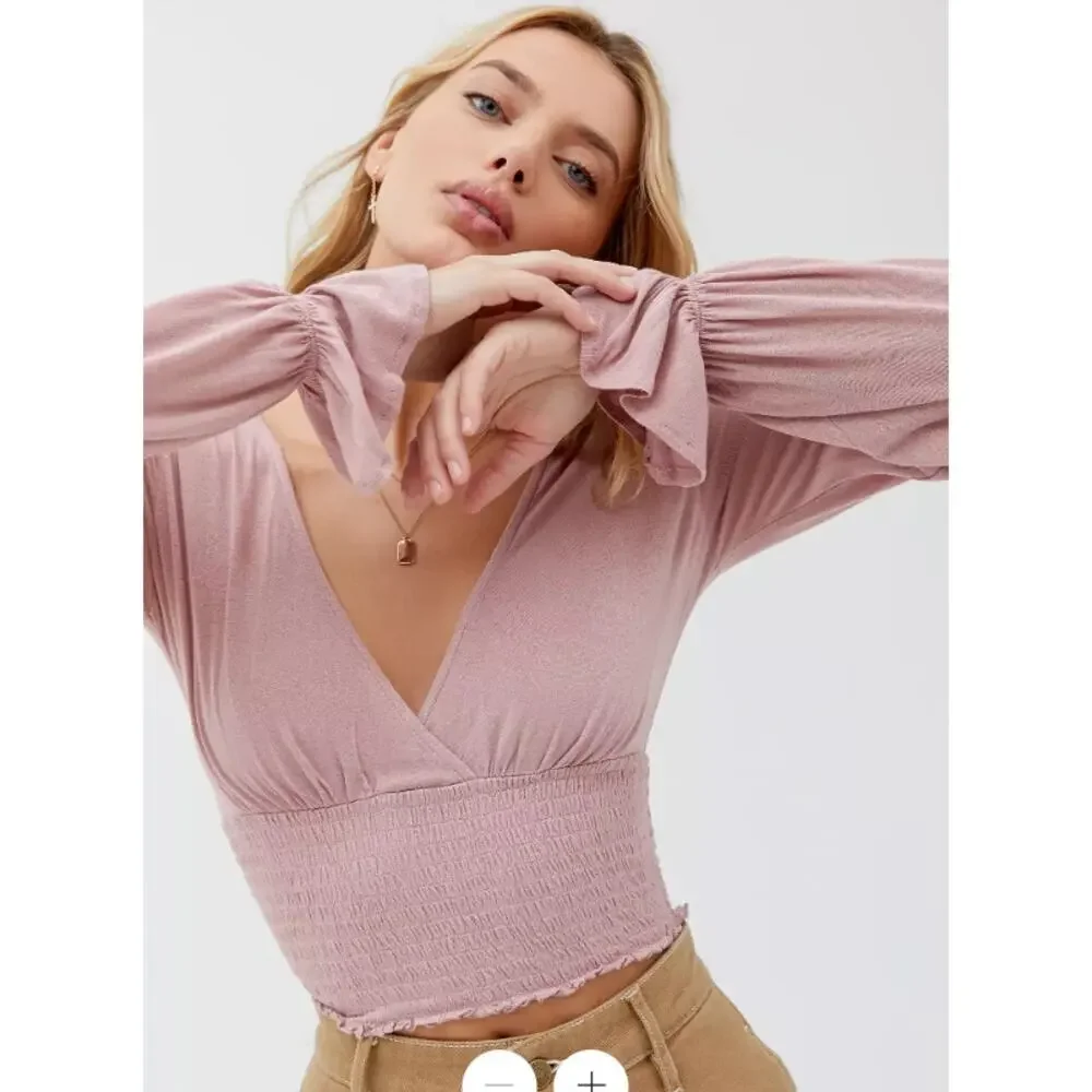 Urban Outfitters Taran Smocked Surplice Cropped Top Long Sleeve Sz S - Picture 3 of 8